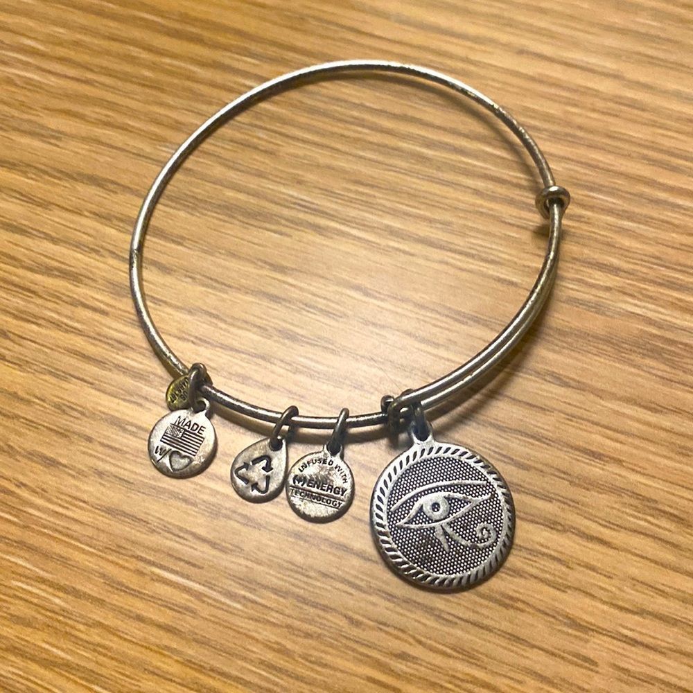Vintage Alex & Ani evil eye Silvertone bangle bracelet | evil eye bracelet